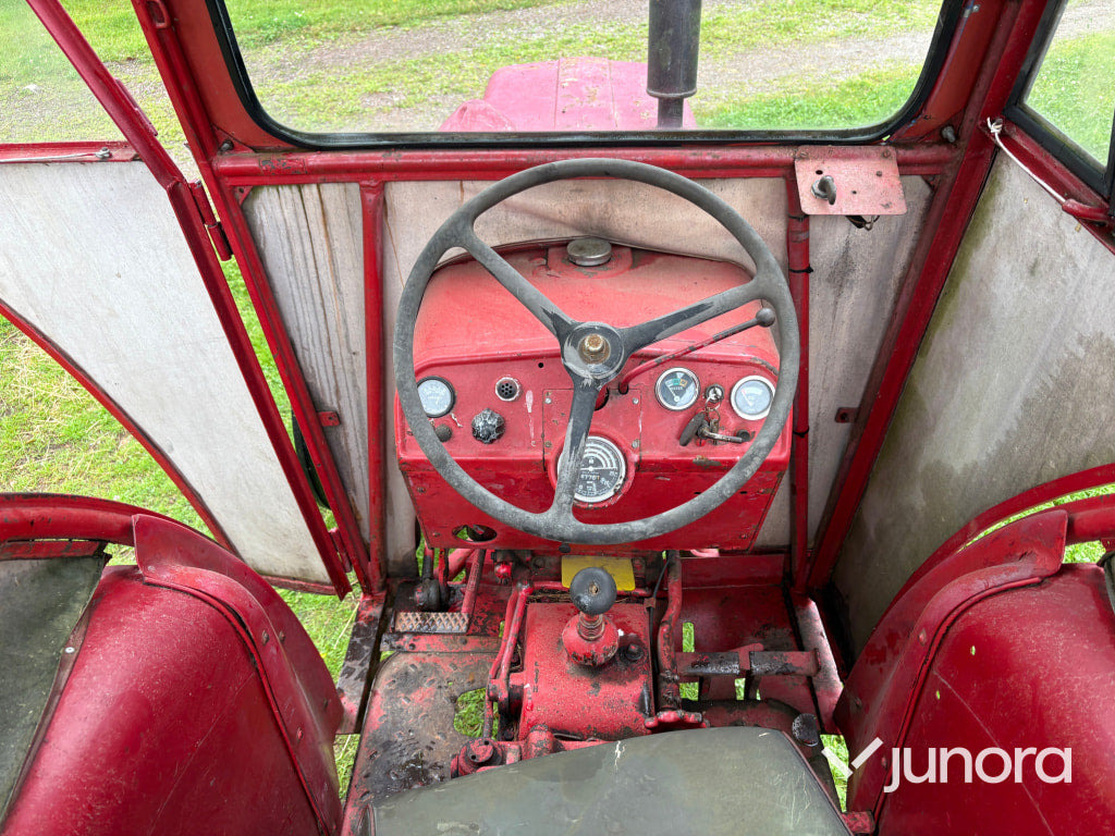 Traktor - International Harvester, B-275 - جرار: صورة 5 Traktor - International Harvester, B-275 - جرار: صورة 5