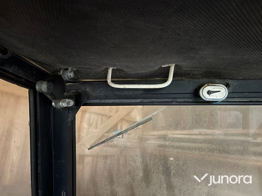 جرار Traktor - Ursus 385 DE LUXE: صورة 25