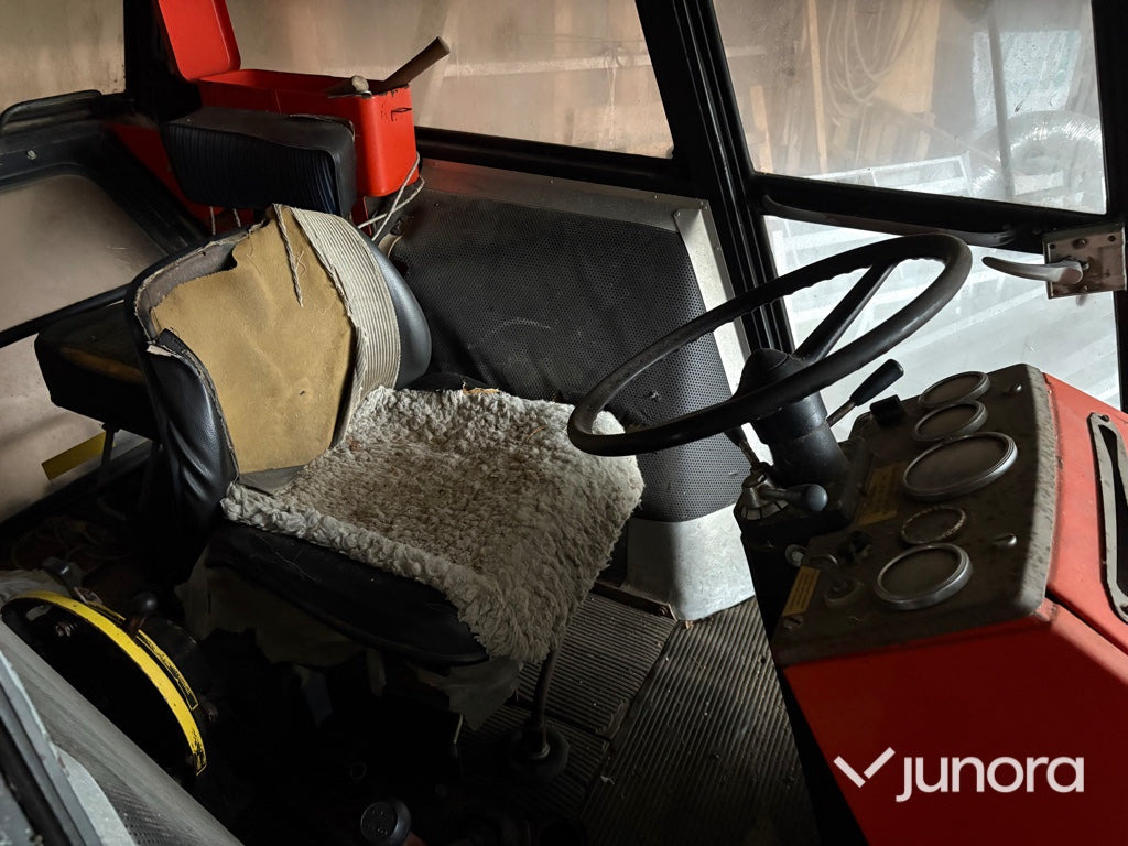 جرار Traktor - Ursus 385 DE LUXE: صورة 15