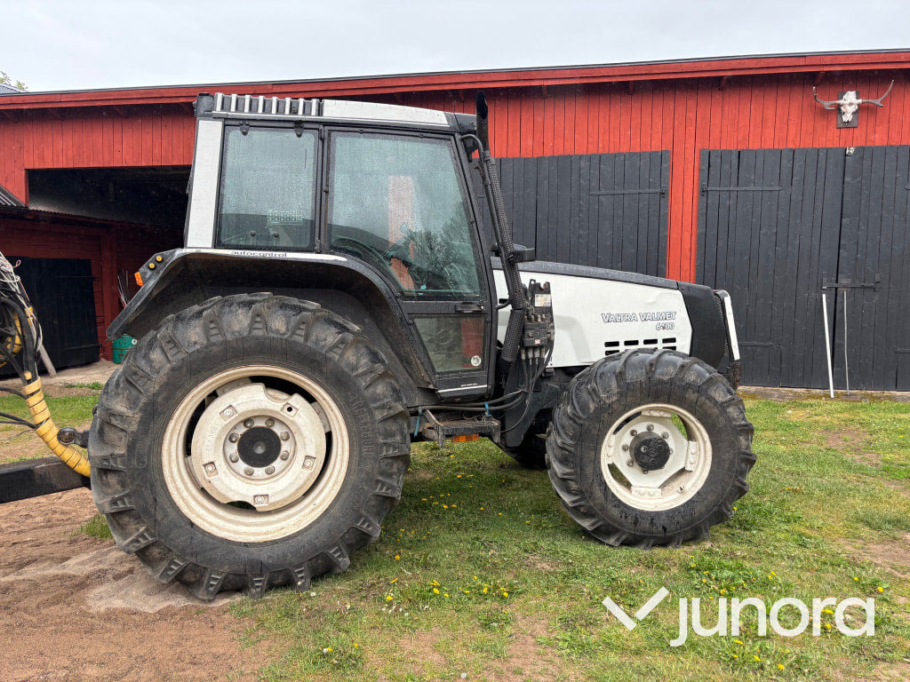 Traktor Valmet 6400 med lastare - جرار: صورة 5 Traktor Valmet 6400 med lastare - جرار: صورة 5