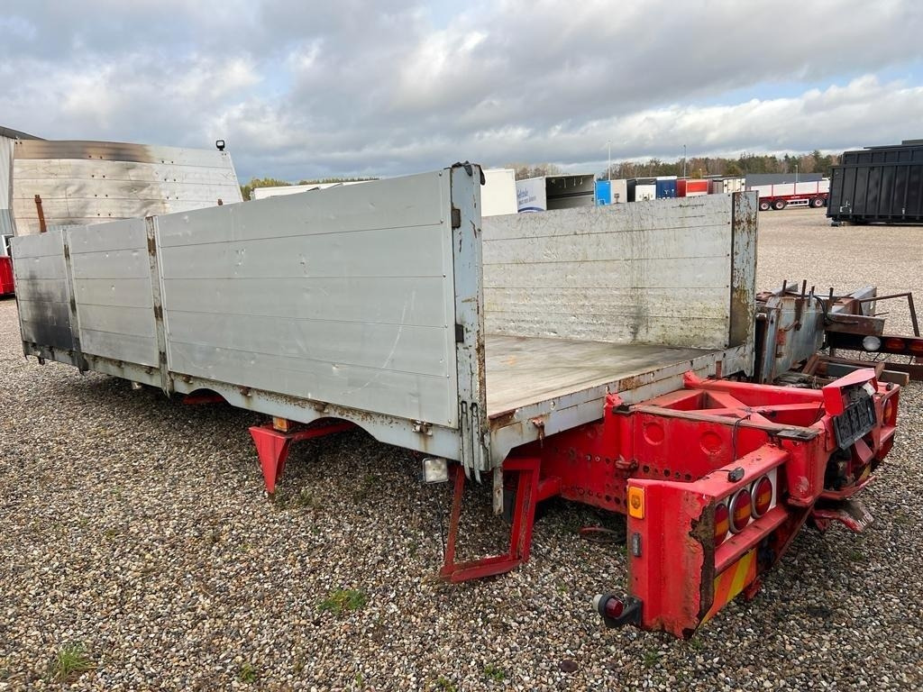 6300 mm - plads til bagmonteret kran - جسم الشاحنة المسطحة: صورة 1 6300 mm - plads til bagmonteret kran - جسم الشاحنة المسطحة: صورة 1