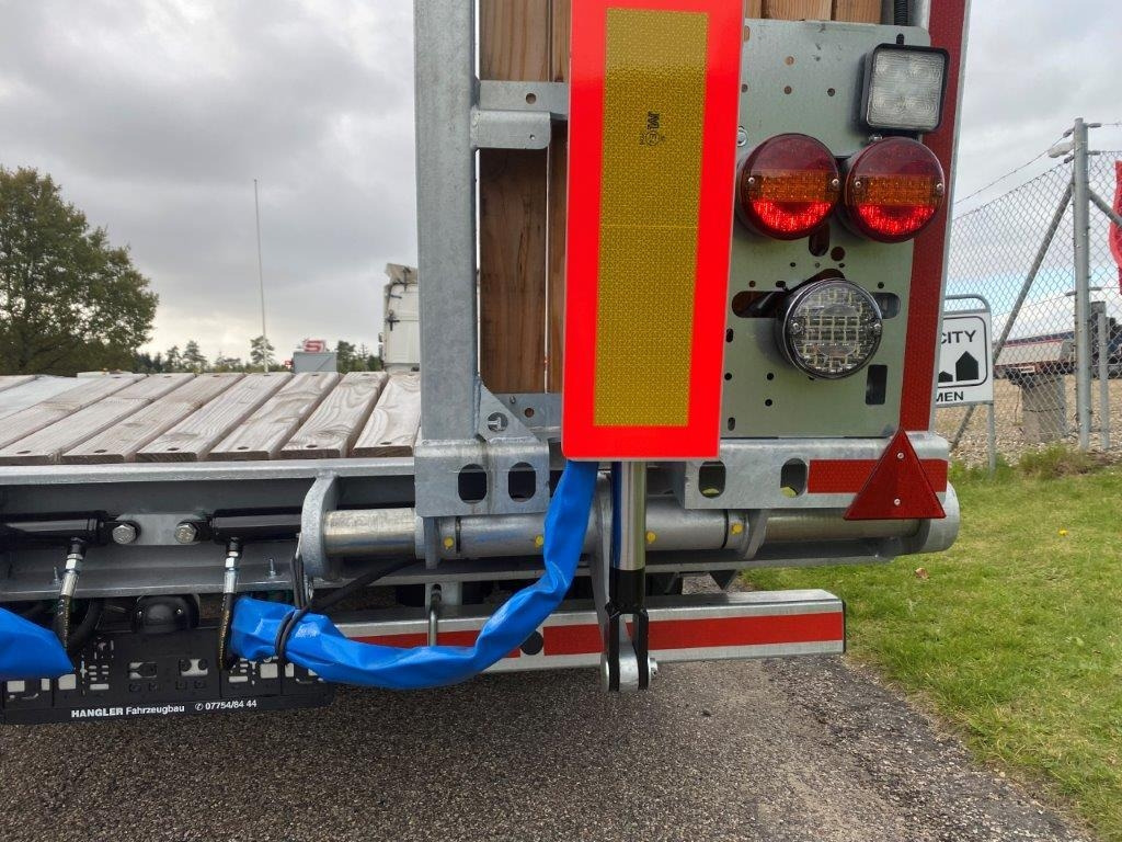 Hangler DTS-H 300 3 akslet hænger med ramper - مقطورة بلودر منخفض: صورة 5 Hangler DTS-H 300 3 akslet hænger med ramper - مقطورة بلودر منخفض: صورة 5