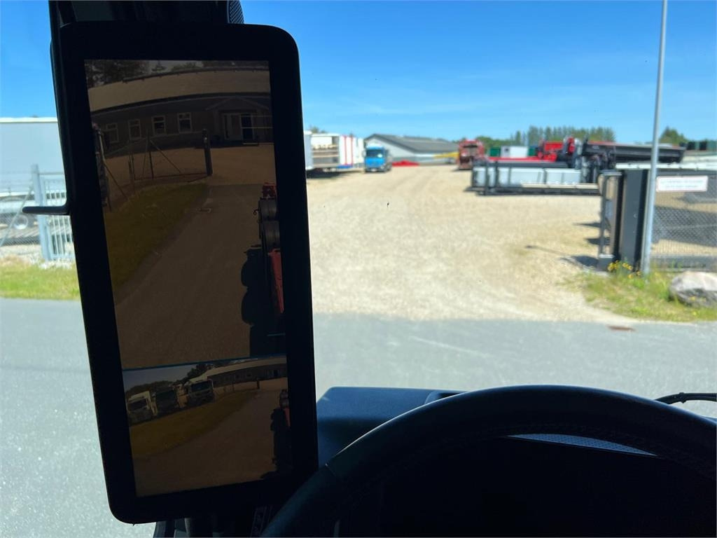 Mercedes-Benz Antos 2545 - HMF 1520K-RCkran  - شاحنة لودر انزلاقي: صورة 5 Mercedes-Benz Antos 2545 - HMF 1520K-RCkran  - شاحنة لودر انزلاقي: صورة 5