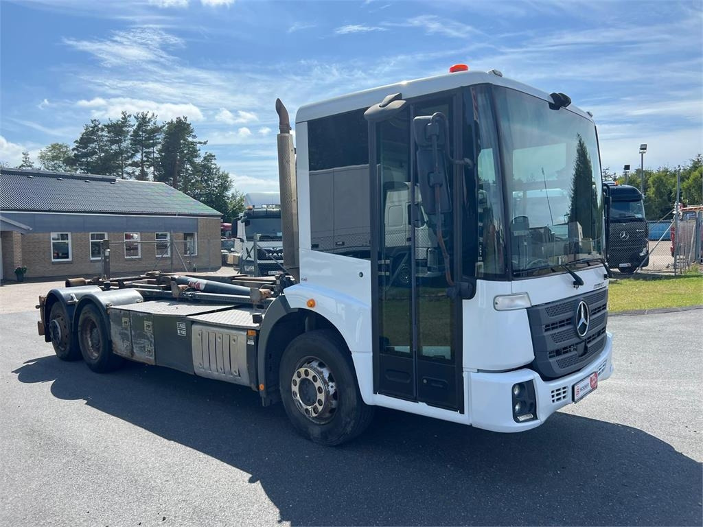 Mercedes-Benz Econic 2630 L - شاحنة برافعة خطافية: صورة 3 Mercedes-Benz Econic 2630 L - شاحنة برافعة خطافية: صورة 3