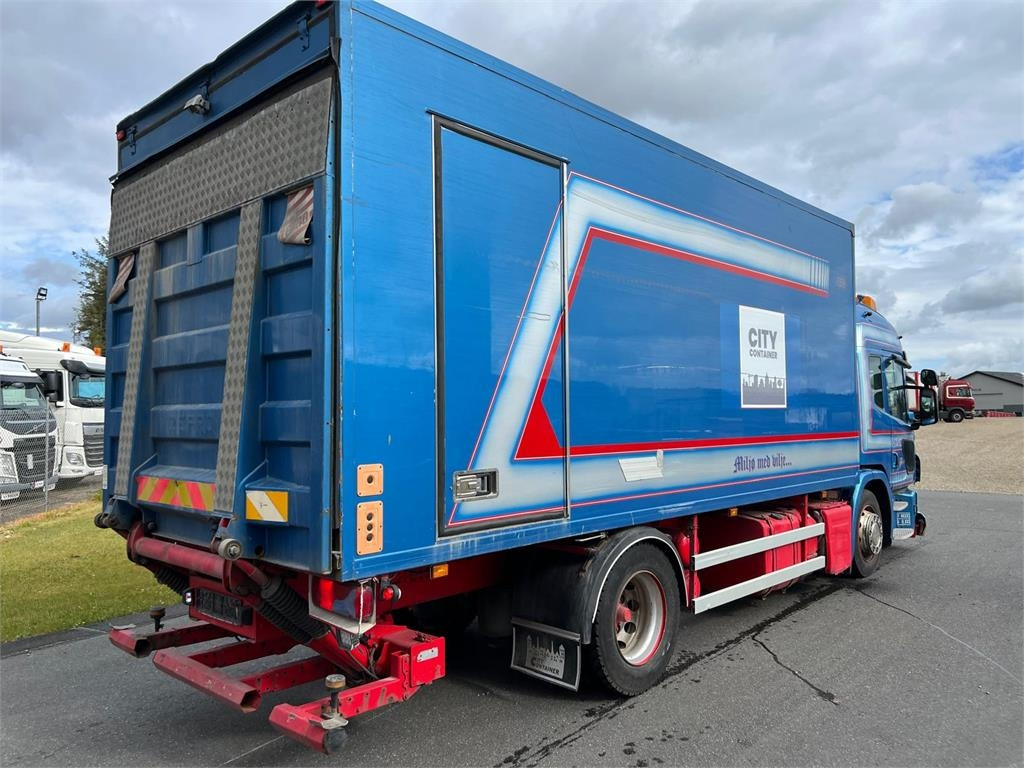 Scania P320 DB 4x2 MLB - low entry - شاحنة صندوقية: صورة 2 Scania P320 DB 4x2 MLB - low entry - شاحنة صندوقية: صورة 2