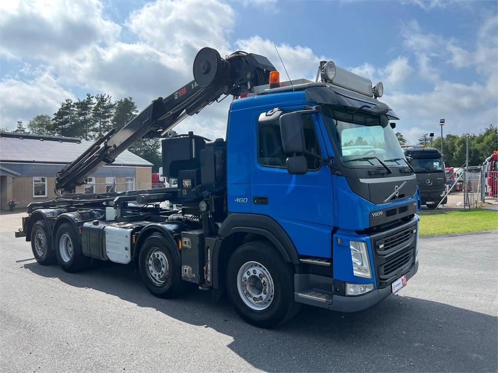 Volvo FM460 - Hiab 302EP 5 kran - شاحنة لودر انزلاقي: صورة 2 Volvo FM460 - Hiab 302EP 5 kran - شاحنة لودر انزلاقي: صورة 2