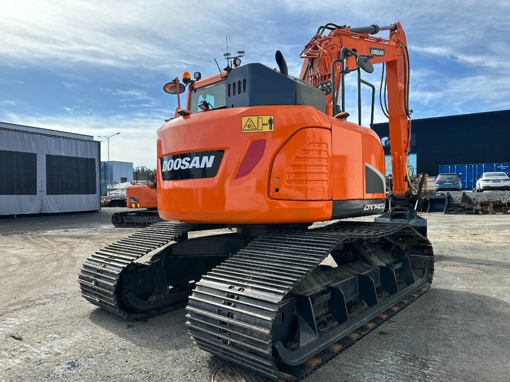 Doosan DX 140 LCR-5 metsäalusta - حفار زاحف: صورة 4 Doosan DX 140 LCR-5 metsäalusta - حفار زاحف: صورة 4