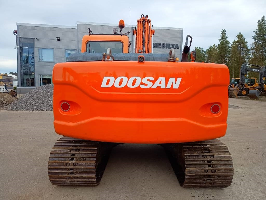 Doosan DX140LC KALLISTAJA+PYÖRITTÄJÄ - حفار زاحف: صورة 4 Doosan DX140LC KALLISTAJA+PYÖRITTÄJÄ - حفار زاحف: صورة 4