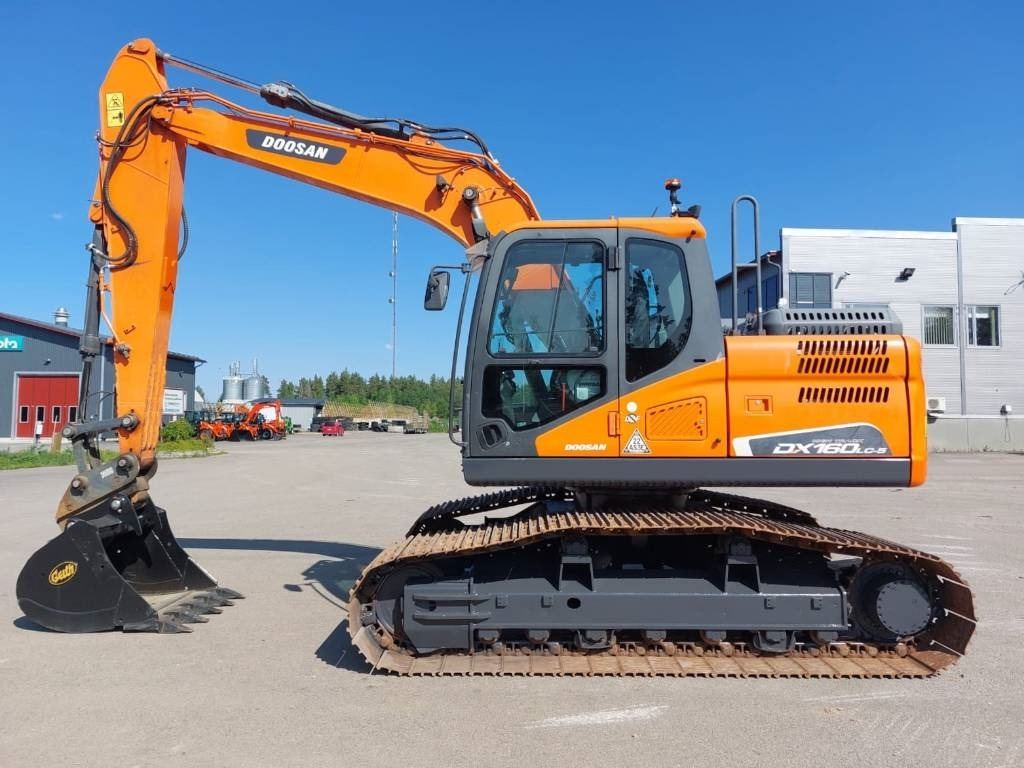 Doosan DX160LCH-5 METSÄALUSTA - حفار زاحف: صورة 1 Doosan DX160LCH-5 METSÄALUSTA - حفار زاحف: صورة 1