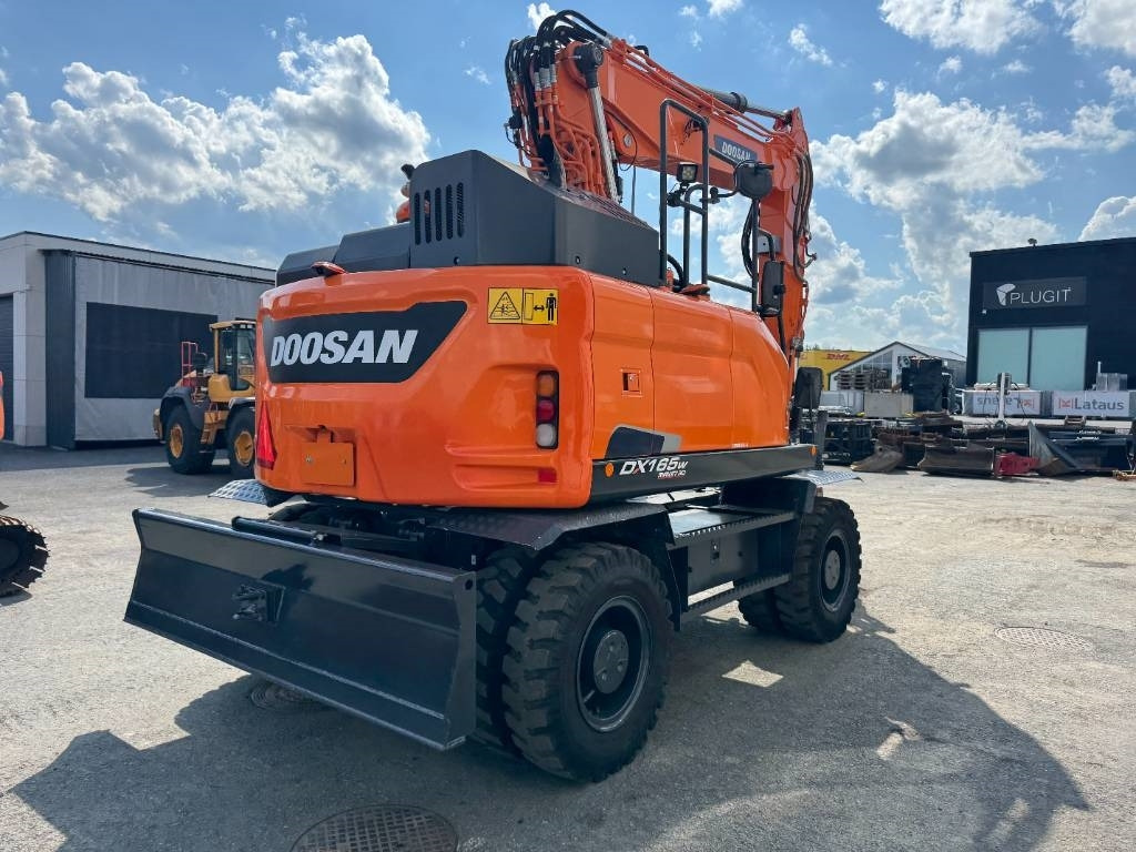 Doosan DX165W-5 PYÖRITTÄJÄLLÄ - حفار ذو عجلات: صورة 5 Doosan DX165W-5 PYÖRITTÄJÄLLÄ - حفار ذو عجلات: صورة 5