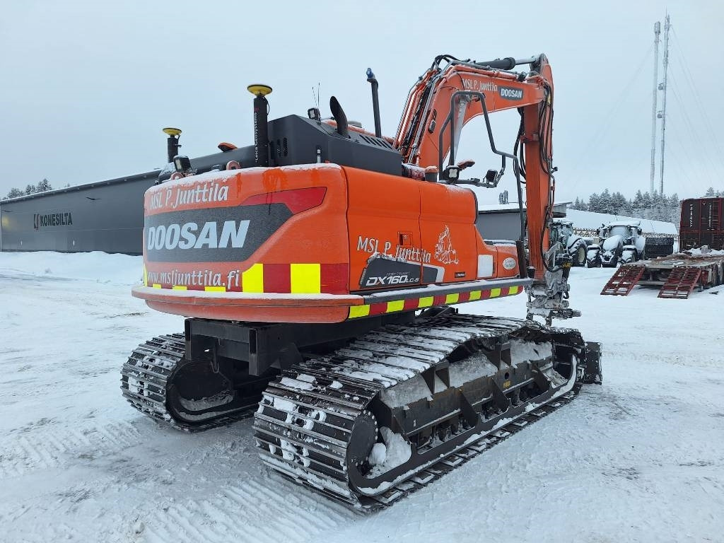 Doosan MYYTY! SOLD! DX160LCH-5 METSÄMALLI - حفار زاحف: صورة 3 Doosan MYYTY! SOLD! DX160LCH-5 METSÄMALLI - حفار زاحف: صورة 3