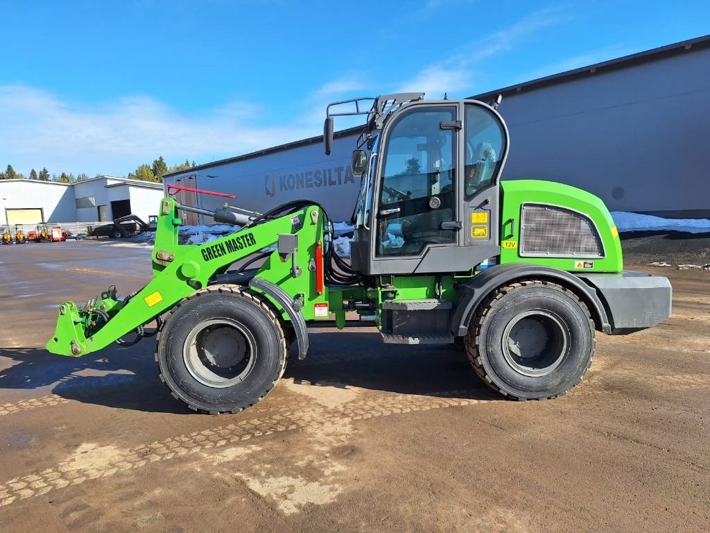 Greenmaster 825 PIIKIT, KAUHA JA HIEKOITIN - اللودر بعجل: صورة 1 Greenmaster 825 PIIKIT, KAUHA JA HIEKOITIN - اللودر بعجل: صورة 1