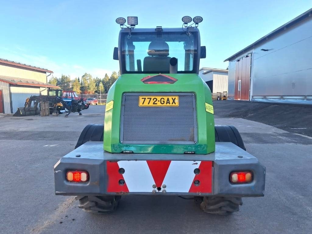 Greenmaster 825T TELEKUORMAAJA - اللودر بعجل: صورة 4 Greenmaster 825T TELEKUORMAAJA - اللودر بعجل: صورة 4