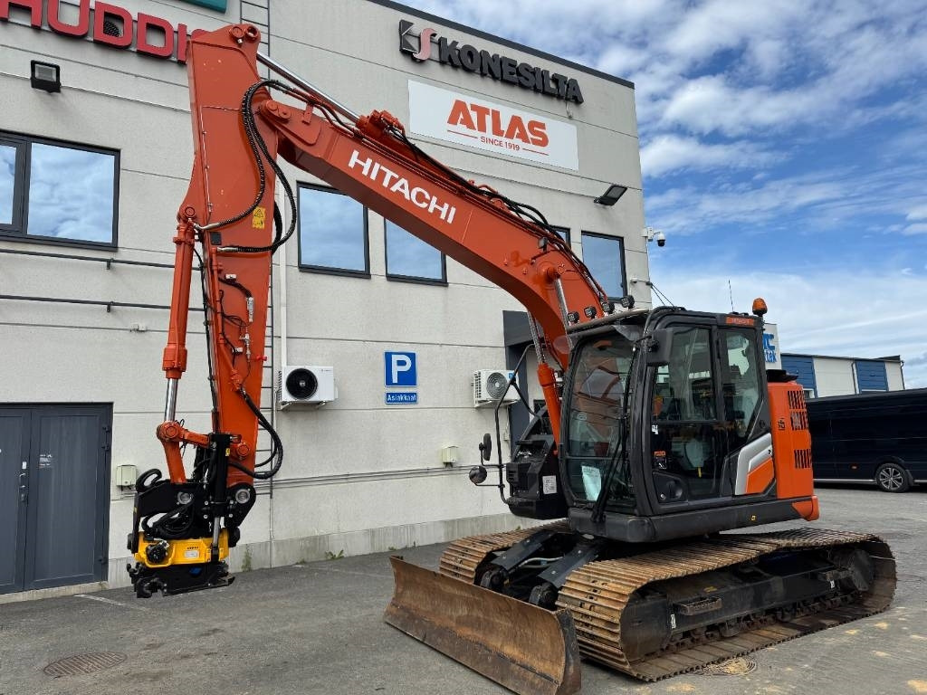 Hitachi ZX135USBL-7 PYÖRITTÄJÄLLÄ - حفار زاحف: صورة 2 Hitachi ZX135USBL-7 PYÖRITTÄJÄLLÄ - حفار زاحف: صورة 2