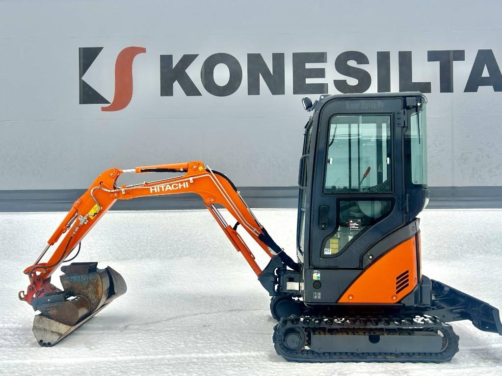 Hitachi ZX17U-2 KALLISTAJALLA - حفار صغير: صورة 1 Hitachi ZX17U-2 KALLISTAJALLA - حفار صغير: صورة 1