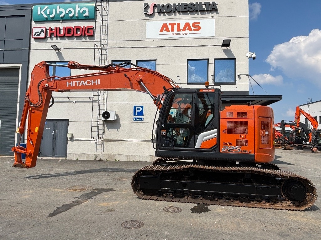Hitachi ZX225USLC-7 - حفار زاحف: صورة 1 Hitachi ZX225USLC-7 - حفار زاحف: صورة 1