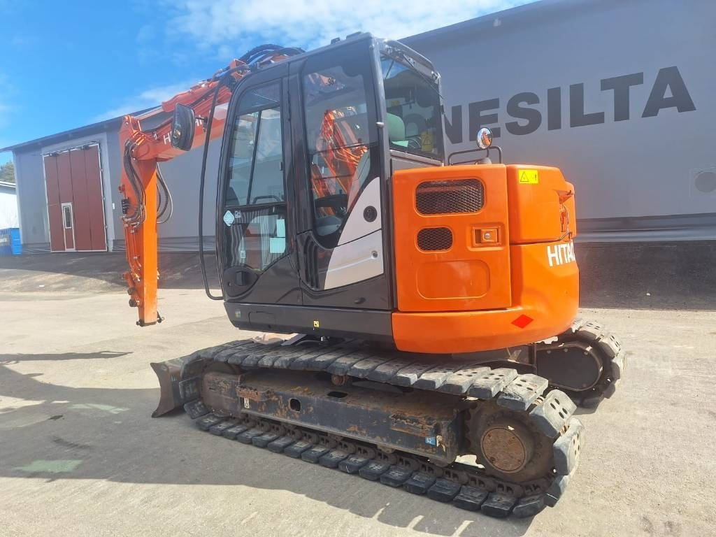 Hitachi ZX85US-6 PIENET TUNNIT - حفار صغير: صورة 2 Hitachi ZX85US-6 PIENET TUNNIT - حفار صغير: صورة 2