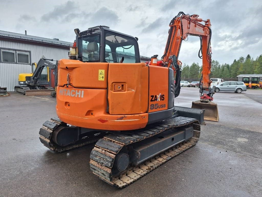 Hitachi ZX85USB-5 PYÖRITTÄJÄLLÄ - حفار صغير: صورة 4 Hitachi ZX85USB-5 PYÖRITTÄJÄLLÄ - حفار صغير: صورة 4