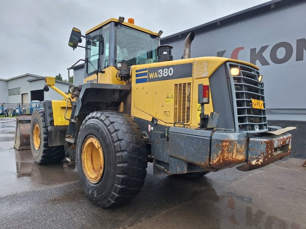 Komatsu MYYTY! SOLD! WA380-5H RASVARI  - اللودر بعجل: صورة 2 Komatsu MYYTY! SOLD! WA380-5H RASVARI  - اللودر بعجل: صورة 2