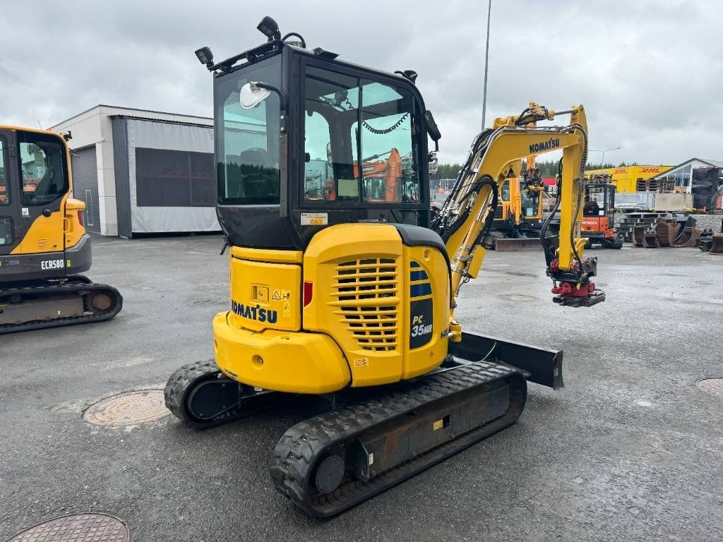 Komatsu PC 35 MR-5  - حفار صغير: صورة 5 Komatsu PC 35 MR-5  - حفار صغير: صورة 5