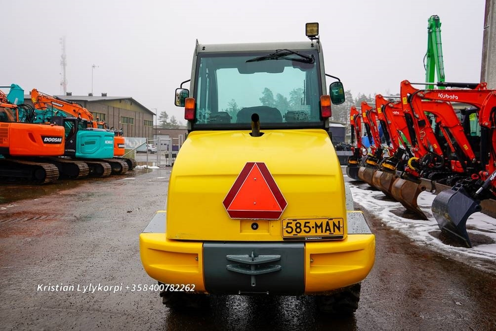 Kramer 750 UUDET RENKAAT - اللودر بعجل: صورة 4 Kramer 750 UUDET RENKAAT - اللودر بعجل: صورة 4