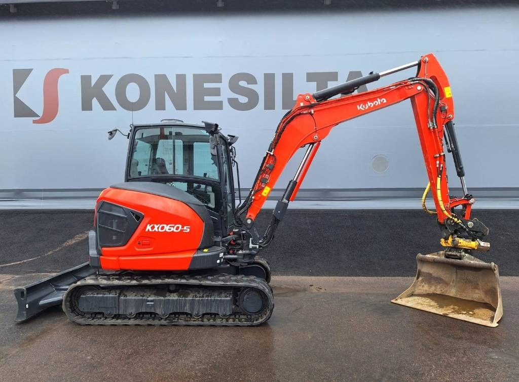 Kubota KX060-5 PYÖRITTÄJÄ, RASVARI YM. - حفار صغير: صورة 4 Kubota KX060-5 PYÖRITTÄJÄ, RASVARI YM. - حفار صغير: صورة 4