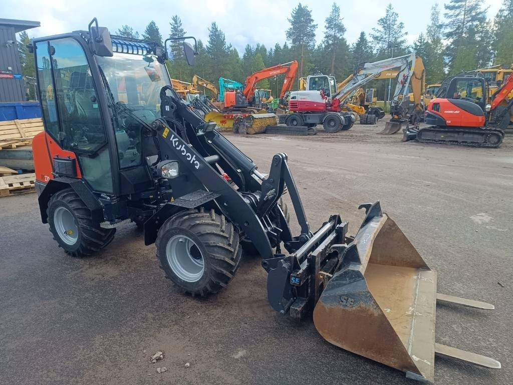 Kubota RT270 KAUHA+PIIKIT - لودر مفصلي صغير: صورة 5 Kubota RT270 KAUHA+PIIKIT - لودر مفصلي صغير: صورة 5