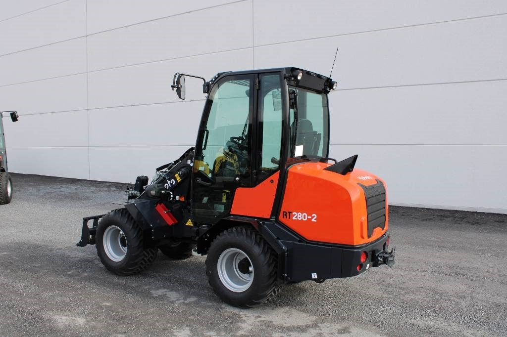 Kubota RT280-2 UUSI - لودر مفصلي صغير: صورة 2 Kubota RT280-2 UUSI - لودر مفصلي صغير: صورة 2