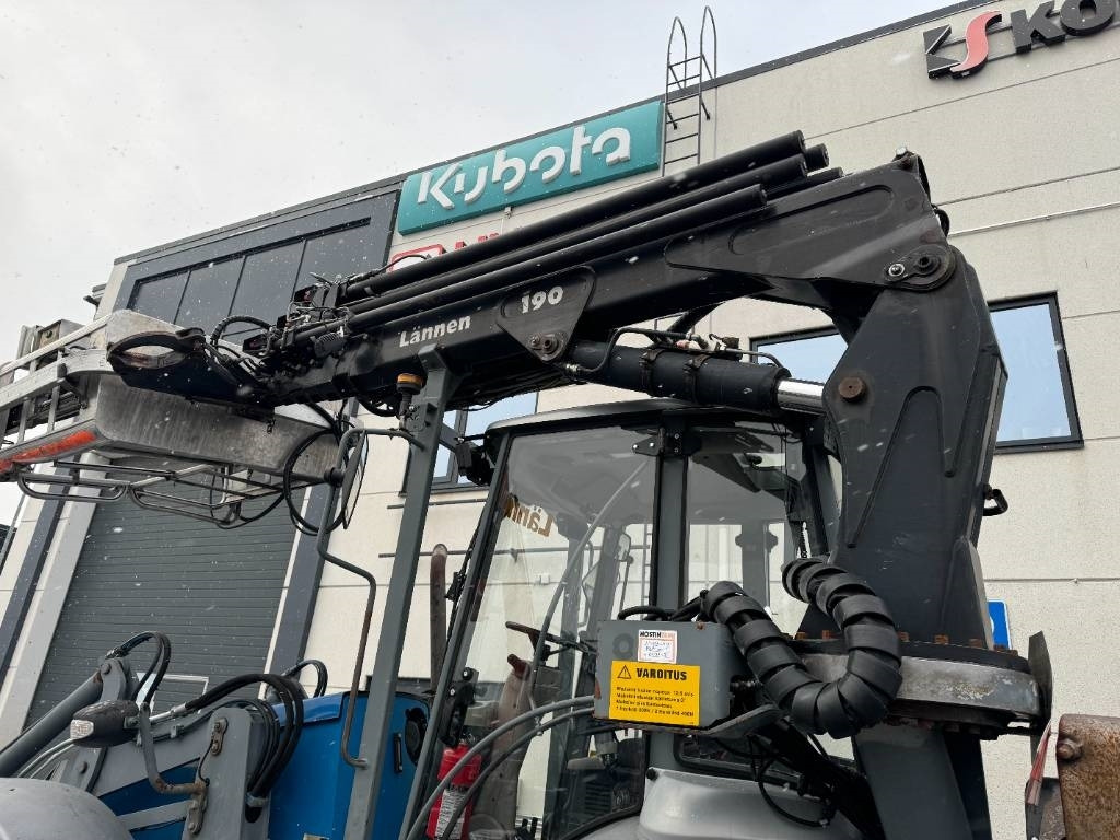 لودر ذو محراث خلفي/ باكهو Lännen 8600E PYÖRITTÄJÄ, NOSTIN YM.: صورة 13