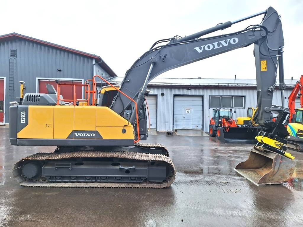 Volvo EC220EL HUIPPUVARUSTEILLA - حفار زاحف: صورة 5 Volvo EC220EL HUIPPUVARUSTEILLA - حفار زاحف: صورة 5