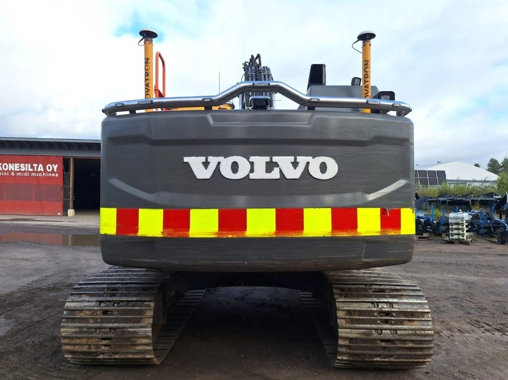 Volvo EC220EL HUIPPUVARUSTEILLA - حفار زاحف: صورة 3 Volvo EC220EL HUIPPUVARUSTEILLA - حفار زاحف: صورة 3