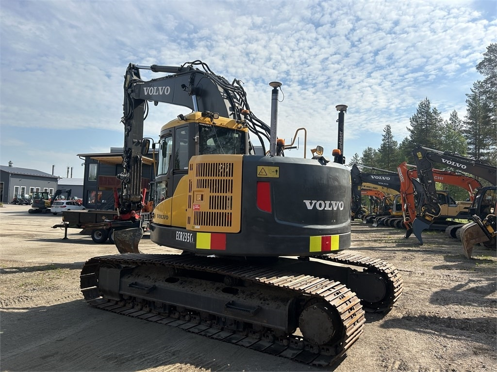 Volvo ECR235CL PYÖRITTÄJÄ, 3D-LAITTEET - حفار زاحف: صورة 2 Volvo ECR235CL PYÖRITTÄJÄ, 3D-LAITTEET - حفار زاحف: صورة 2