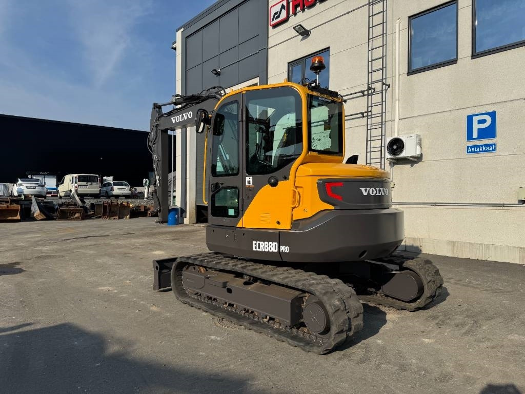 Volvo ECR88D PRO VÄHÄN AJETTU - حفار صغير: صورة 3 Volvo ECR88D PRO VÄHÄN AJETTU - حفار صغير: صورة 3