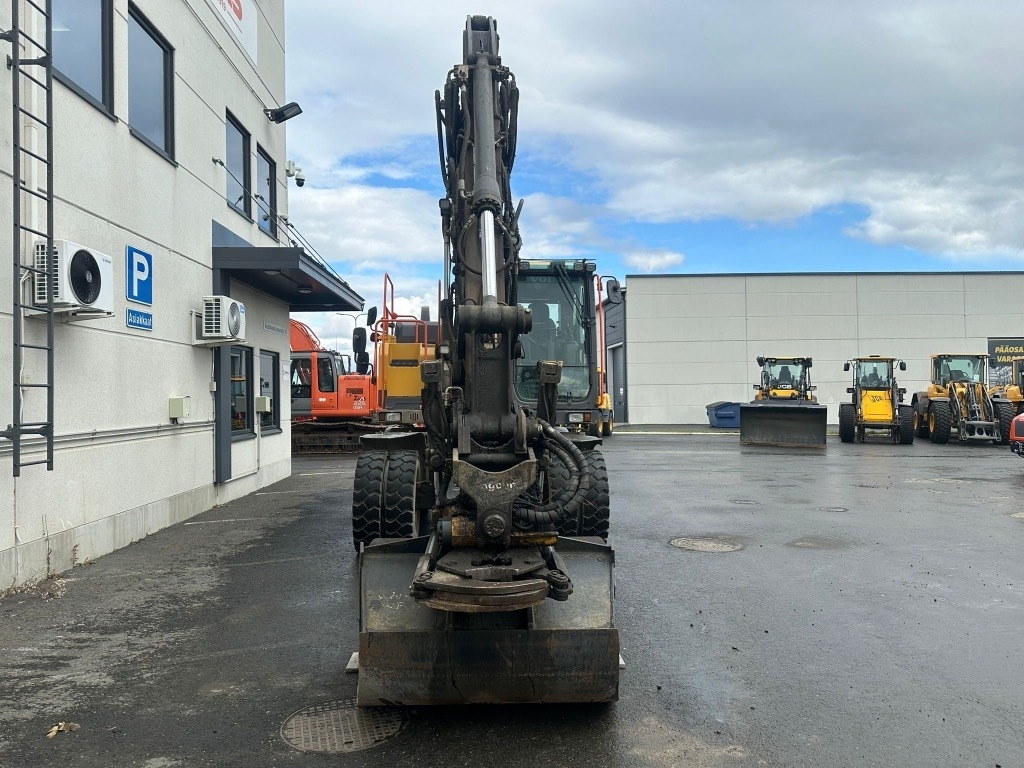 Volvo EW160E PYÖRITTÄJÄLLÄ - حفار ذو عجلات: صورة 3 Volvo EW160E PYÖRITTÄJÄLLÄ - حفار ذو عجلات: صورة 3