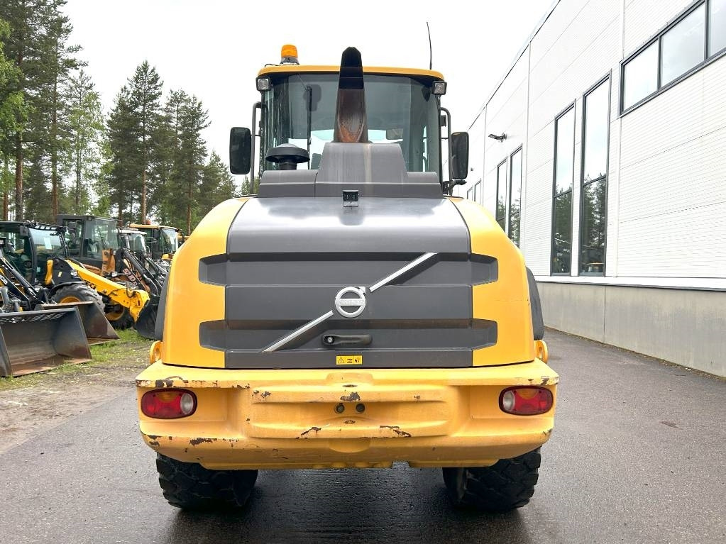 Volvo MYYTY! SOLD! L50H 1-omistaja - اللودر بعجل: صورة 3 Volvo MYYTY! SOLD! L50H 1-omistaja - اللودر بعجل: صورة 3