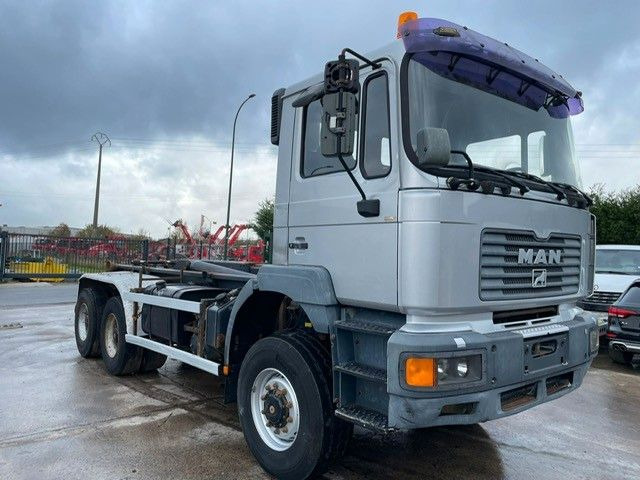 MAN 33-350. 6X6. Motorschaden. - شاحنة برافعة خطافية: صورة 2 MAN 33-350. 6X6. Motorschaden. - شاحنة برافعة خطافية: صورة 2