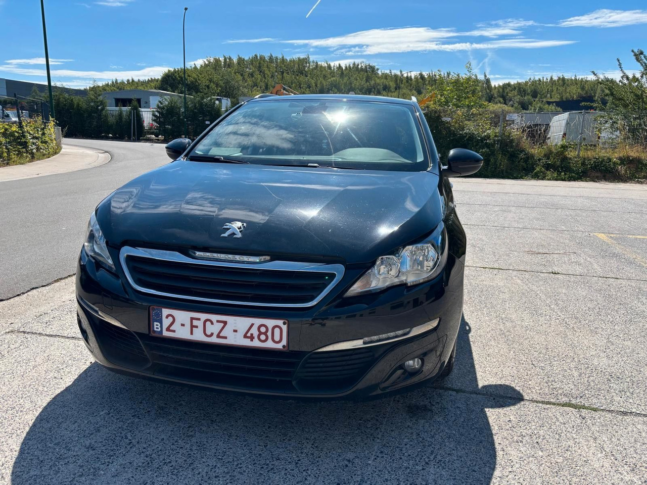Peugeot 308 Klima. Kamera. Navi. Tempomat - سيارة ستيشن: صورة 4 Peugeot 308 Klima. Kamera. Navi. Tempomat - سيارة ستيشن: صورة 4