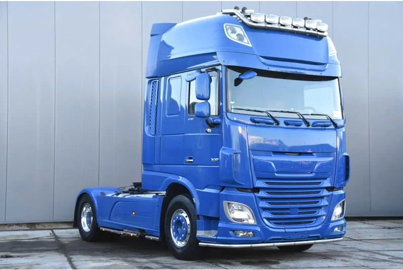 DAF XF 530 SSC 4x2 - RETARDER - PARK. AIRCO - 2 x FUEL TANKS - ALCOA'S - LED - TOP CONDITION - - رأس تريلا: صورة 2 DAF XF 530 SSC 4x2 - RETARDER - PARK. AIRCO - 2 x FUEL TANKS - ALCOA'S - LED - TOP CONDITION - - رأس تريلا: صورة 2