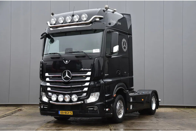 Mercedes-Benz Actros 1945 4x2 - EURO 6 - 842 TKM - PARK. AIRCO - CAMERA - 2 x FUEL TANKS - ALCOA'S - XENON - TOP CONDITION - - رأس تريلا: صورة 2 Mercedes-Benz Actros 1945 4x2 - EURO 6 - 842 TKM - PARK. AIRCO - CAMERA - 2 x FUEL TANKS - ALCOA'S - XENON - TOP CONDITION - - رأس تريلا: صورة 2