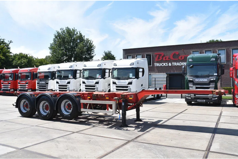 Nooteboom containerchassis - LIFT AXLE - DISC BRAKES - BPW AXLES - 2 x EXTENDABLE - - ناقل حاوية/ نصف مقطورة بحاوية: صورة 1 Nooteboom containerchassis - LIFT AXLE - DISC BRAKES - BPW AXLES - 2 x EXTENDABLE - - ناقل حاوية/ نصف مقطورة بحاوية: صورة 1