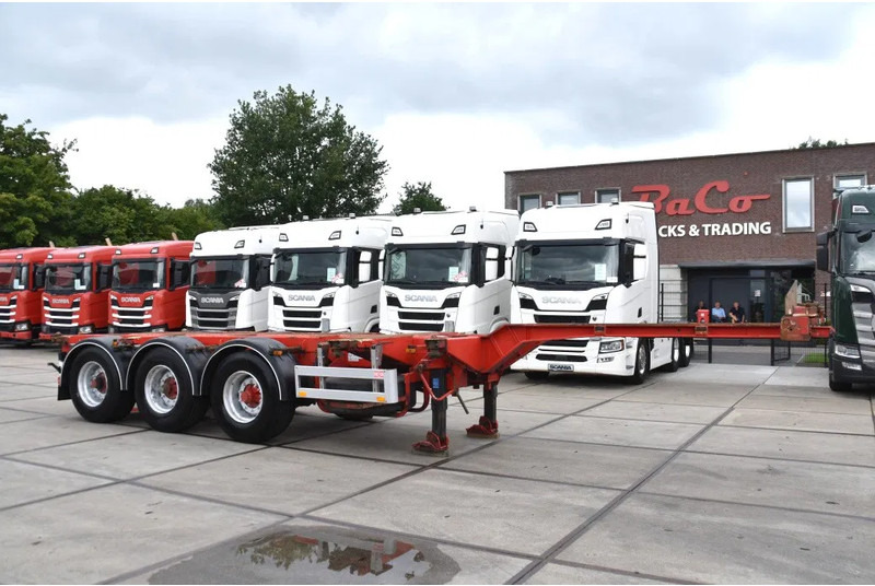 Pacton T3-010 - BPW AXLES - DRUM BRAKES - 2 LIFT AXLES - 2 x EXTENDABLE - - ناقل حاوية/ نصف مقطورة بحاوية: صورة 1 Pacton T3-010 - BPW AXLES - DRUM BRAKES - 2 LIFT AXLES - 2 x EXTENDABLE - - ناقل حاوية/ نصف مقطورة بحاوية: صورة 1