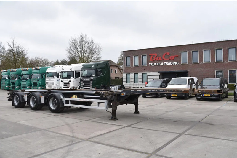 Renders ROC 16.30 - LIFT AXLE - BPW AXLES - DISC BRAKES - GOOD CONDITION - - ناقل حاوية/ نصف مقطورة بحاوية: صورة 1 Renders ROC 16.30 - LIFT AXLE - BPW AXLES - DISC BRAKES - GOOD CONDITION - - ناقل حاوية/ نصف مقطورة بحاوية: صورة 1