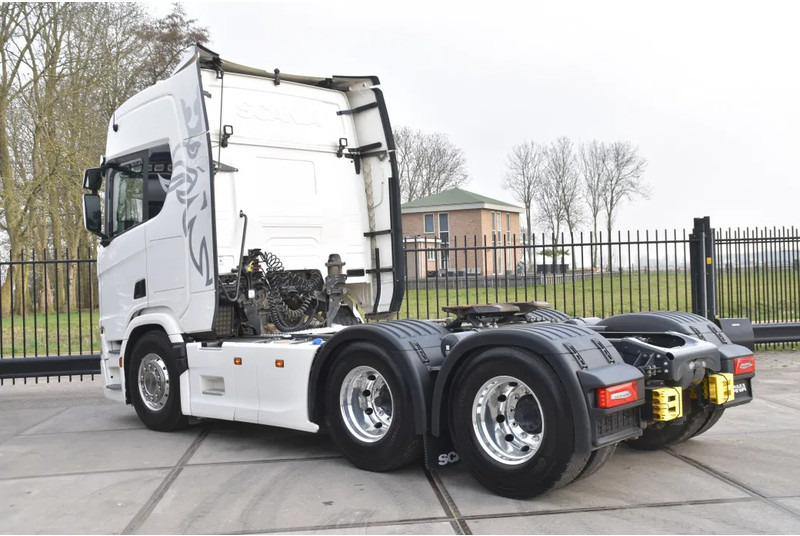 Scania R 460 NGS 6x4NB - SUPER - FULL AIR - RETARDER - 148 TKM - PARK. AIRCO - HYDRAULIC SYSTEM - LED - LEATHER SEATS - EXCELLENT CONDI - مقطورة السحب: صورة 3 Scania R 460 NGS 6x4NB - SUPER - FULL AIR - RETARDER - 148 TKM - PARK. AIRCO - HYDRAULIC SYSTEM - LED - LEATHER SEATS - EXCELLENT CONDI - مقطورة السحب: صورة 3