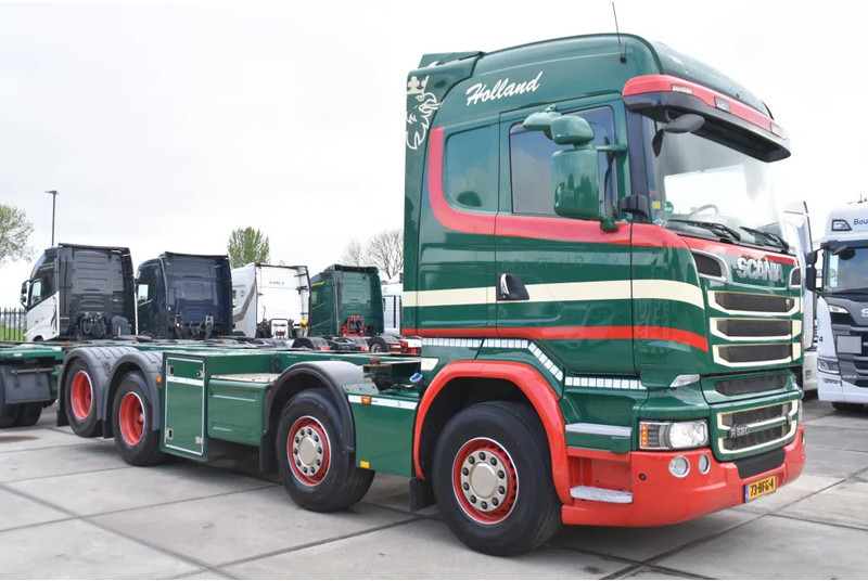 Scania R520 HL V8 8x2 - EURO 6 - MANUAL - RETARDER - WHEELBASE: 510 cm - 10 TONS FRONT AXLE - XENON - - ناقلة حاويات/ شاحنة حاويات: صورة 3 Scania R520 HL V8 8x2 - EURO 6 - MANUAL - RETARDER - WHEELBASE: 510 cm - 10 TONS FRONT AXLE - XENON - - ناقلة حاويات/ شاحنة حاويات: صورة 3