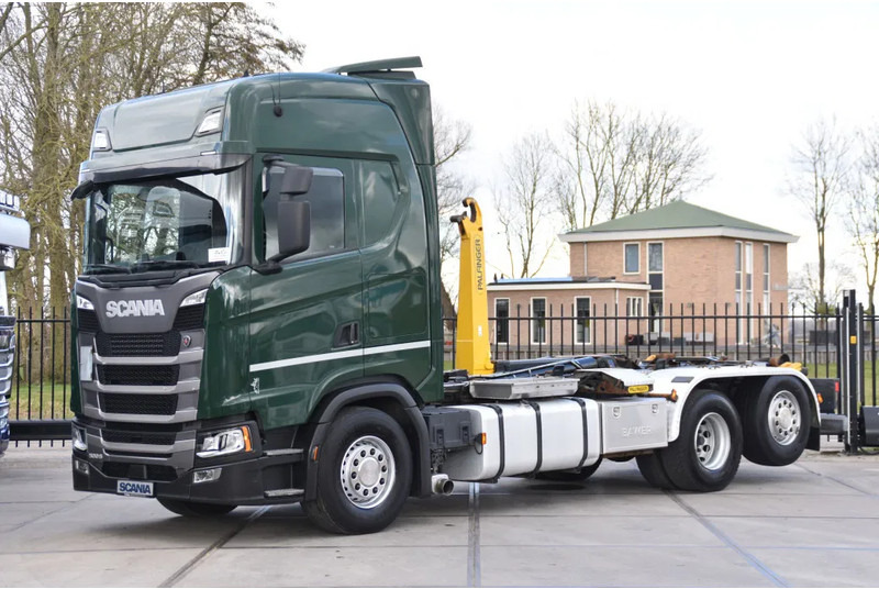Scania S500 NGS 6x2*4 - HOOKLIFT SYSTEM - RETARDER - PARK. AIRCO - WHEELBASE: 475 CM - PTO - GOOD CONDITION - - شاحنة برافعة خطافية: صورة 2 Scania S500 NGS 6x2*4 - HOOKLIFT SYSTEM - RETARDER - PARK. AIRCO - WHEELBASE: 475 CM - PTO - GOOD CONDITION - - شاحنة برافعة خطافية: صورة 2