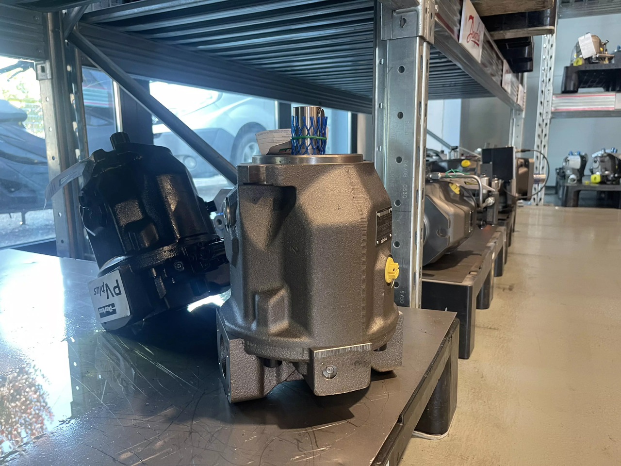 REXROTH A10VSO71DFR1/31L-VPA42N00 - مضخة هيدروليكية - معدات المناولة: صورة 1 REXROTH A10VSO71DFR1/31L-VPA42N00 - مضخة هيدروليكية - معدات المناولة: صورة 1