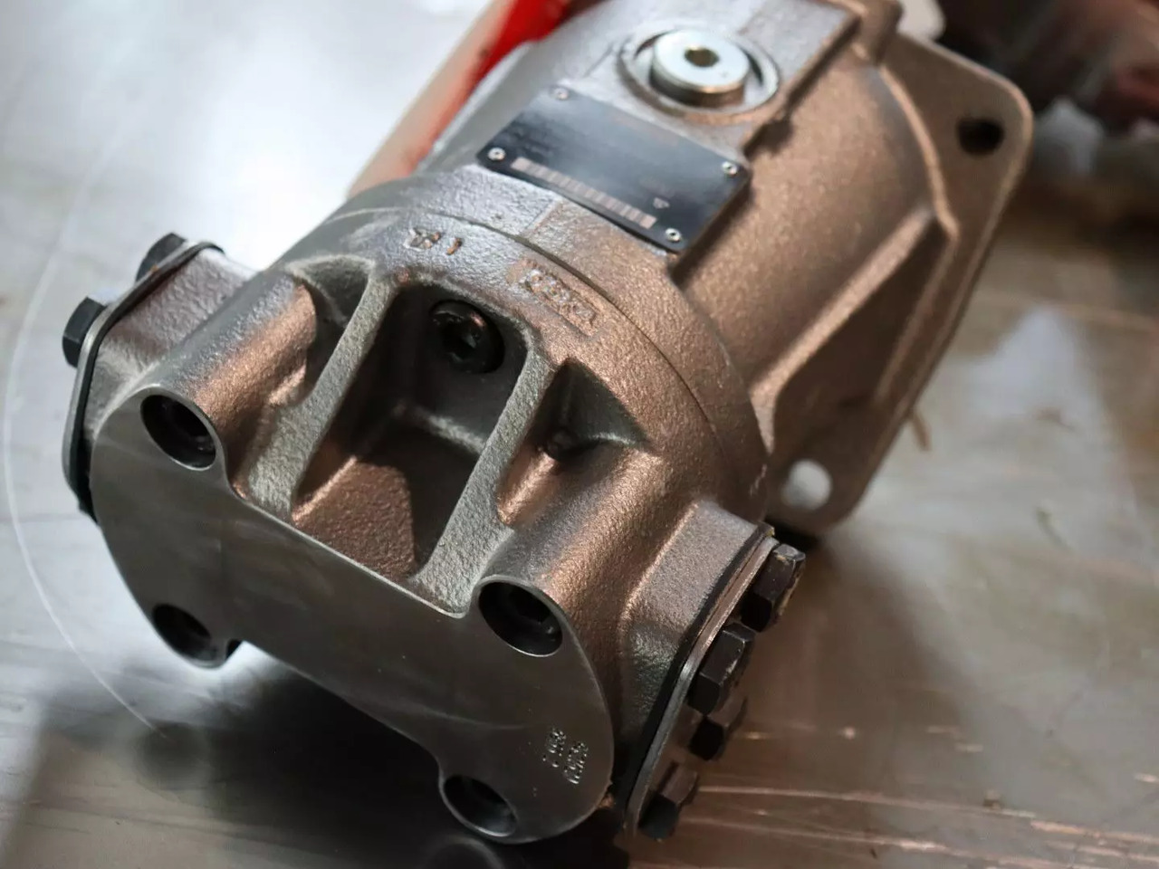 REXROTH A2FM56/61W-VZB020 - قطع الغيار - آلات الإنشاء: صورة 3 REXROTH A2FM56/61W-VZB020 - قطع الغيار - آلات الإنشاء: صورة 3