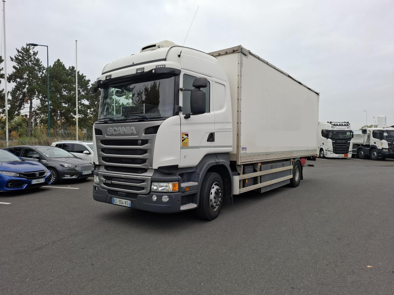 SCANIA SCANIA R410 LB 4x2 MNB - شاحنة بهيكل معدني للمقصورة: صورة 1 SCANIA SCANIA R410 LB 4x2 MNB - شاحنة بهيكل معدني للمقصورة: صورة 1