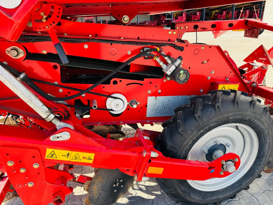 Grimme GB-215 - آلات الحصاد: صورة 4 Grimme GB-215 - آلات الحصاد: صورة 4