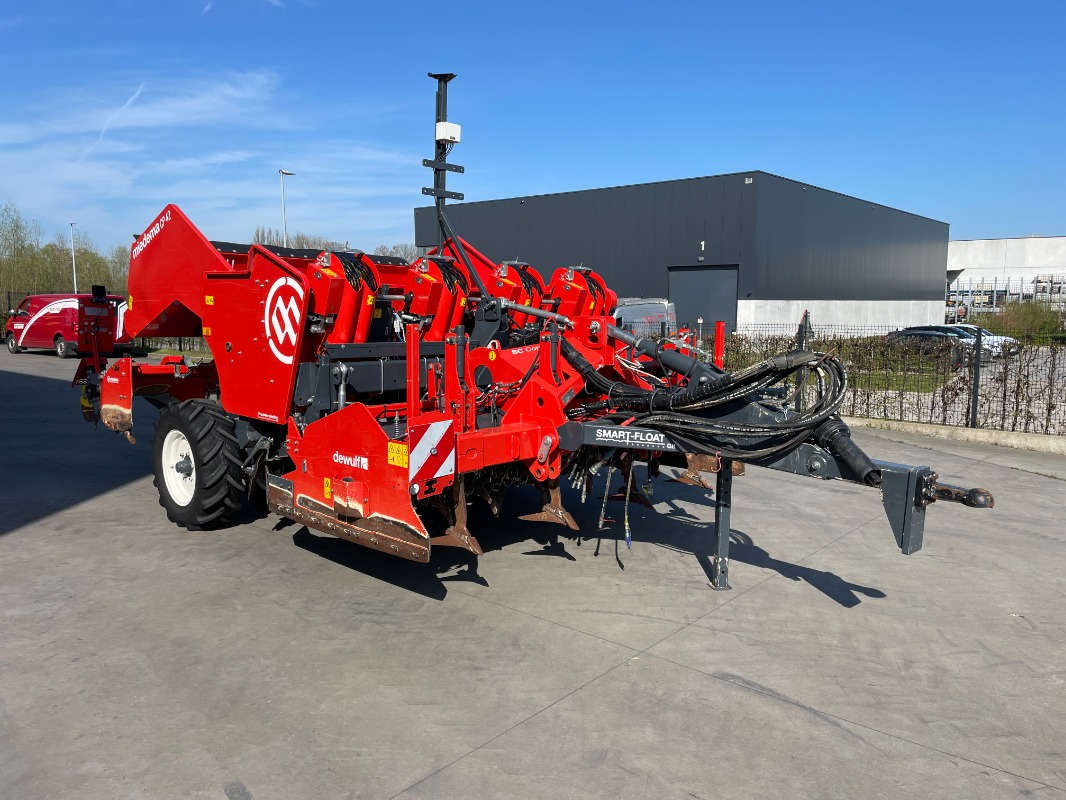 Dewulf CP 42 Trailed SC Compact - آلات الحصاد: صورة 1 Dewulf CP 42 Trailed SC Compact - آلات الحصاد: صورة 1